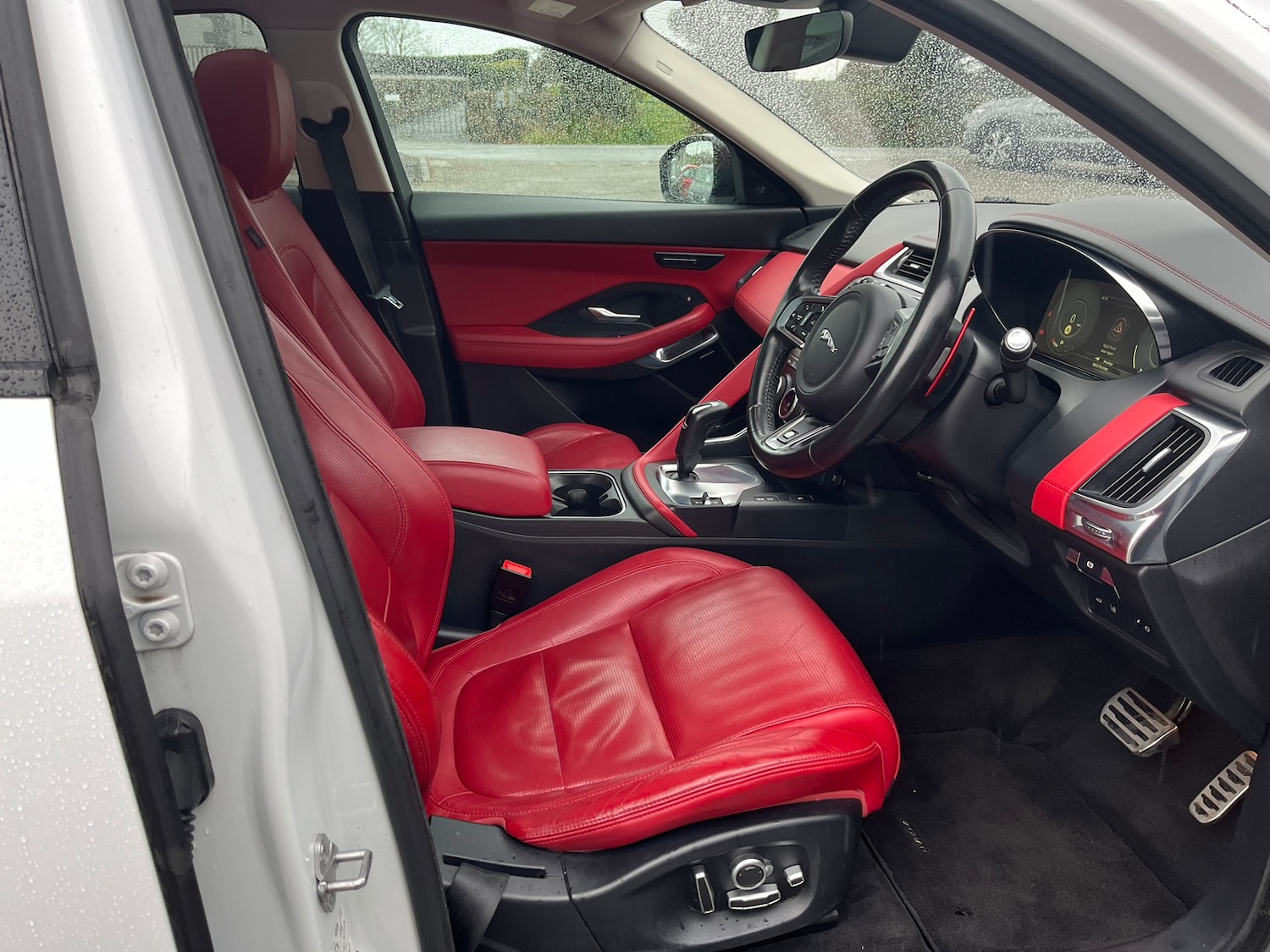 Used Jaguar E-Pace for sale - 76236848: Photo 10