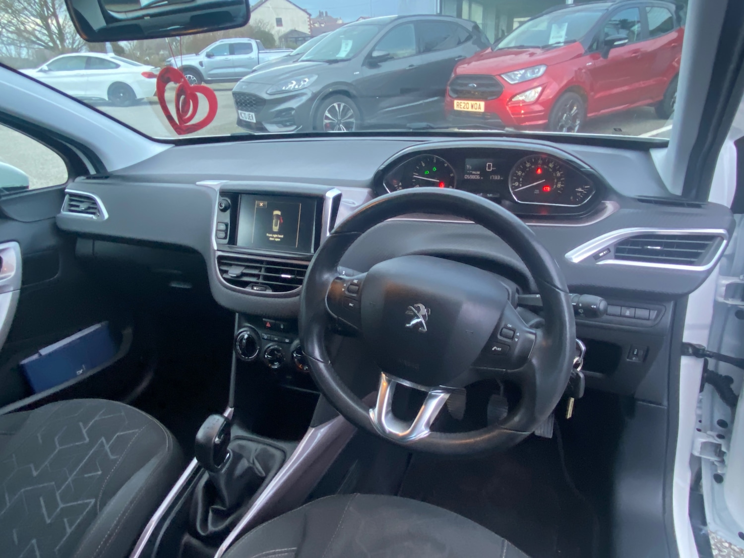 Used Peugeot 2008 for sale - 77310915: Photo 9