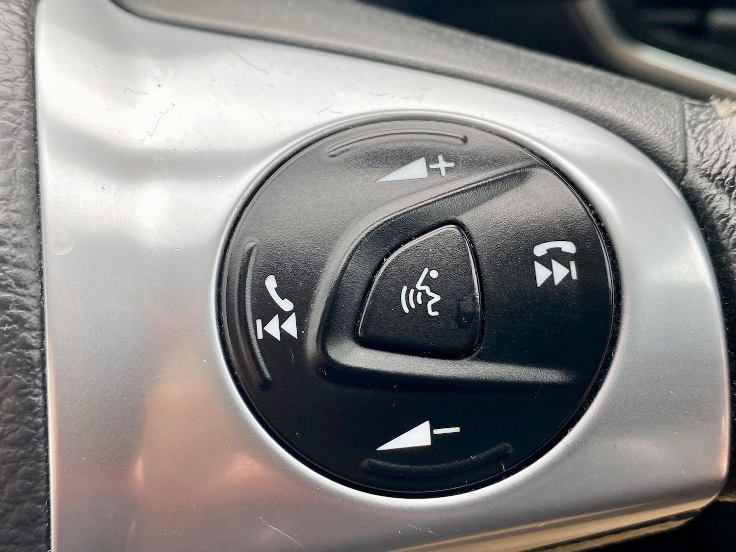 Used Ford Kuga 2015 for sale - 76697814: Photo 15