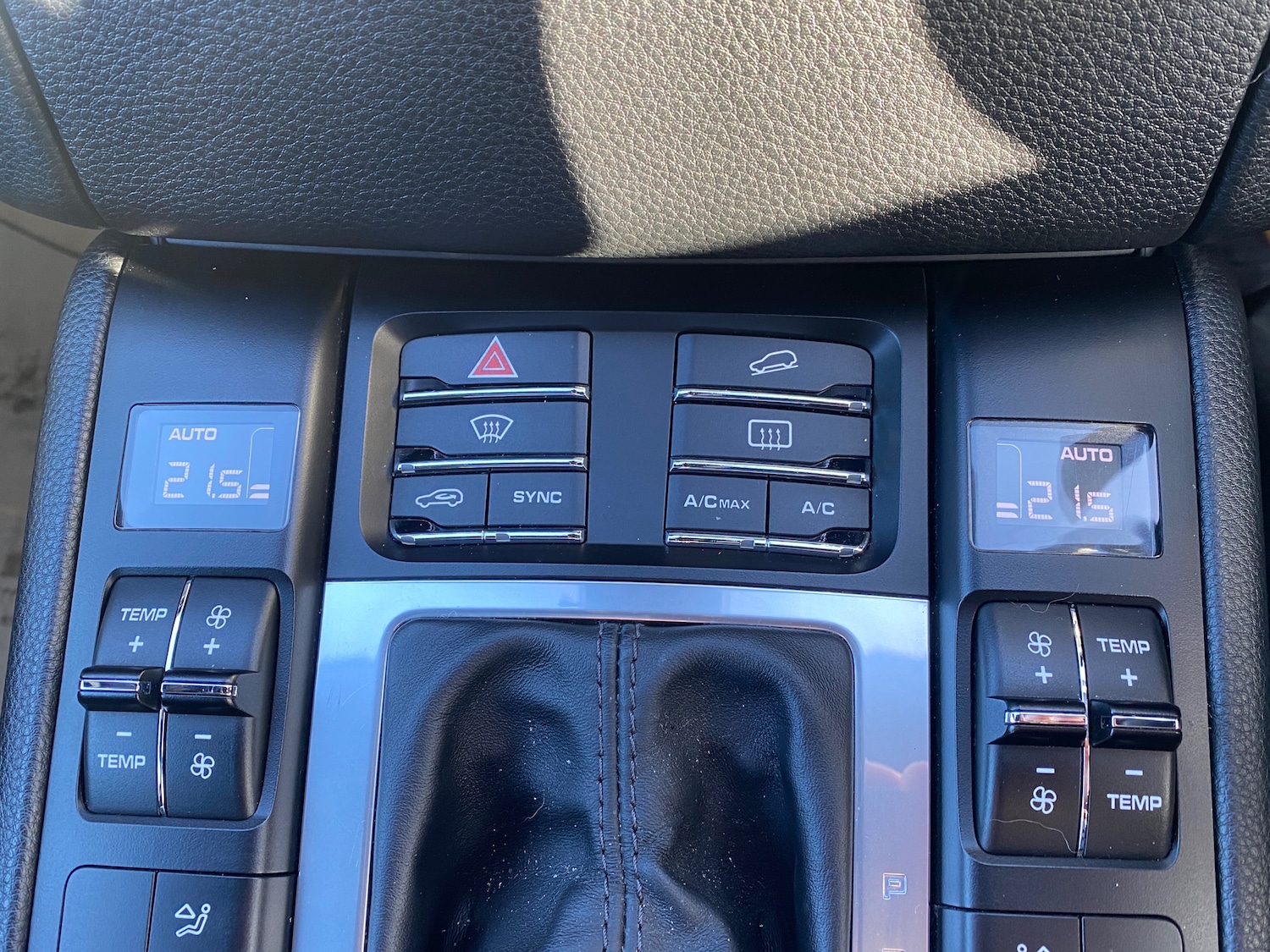 Used Porsche Macan 2018 for sale - 77355209: Photo 16