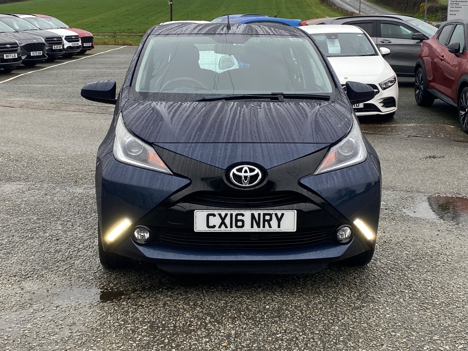 Used Toyota AYGO 2016 for sale - 77665973: Photo 2