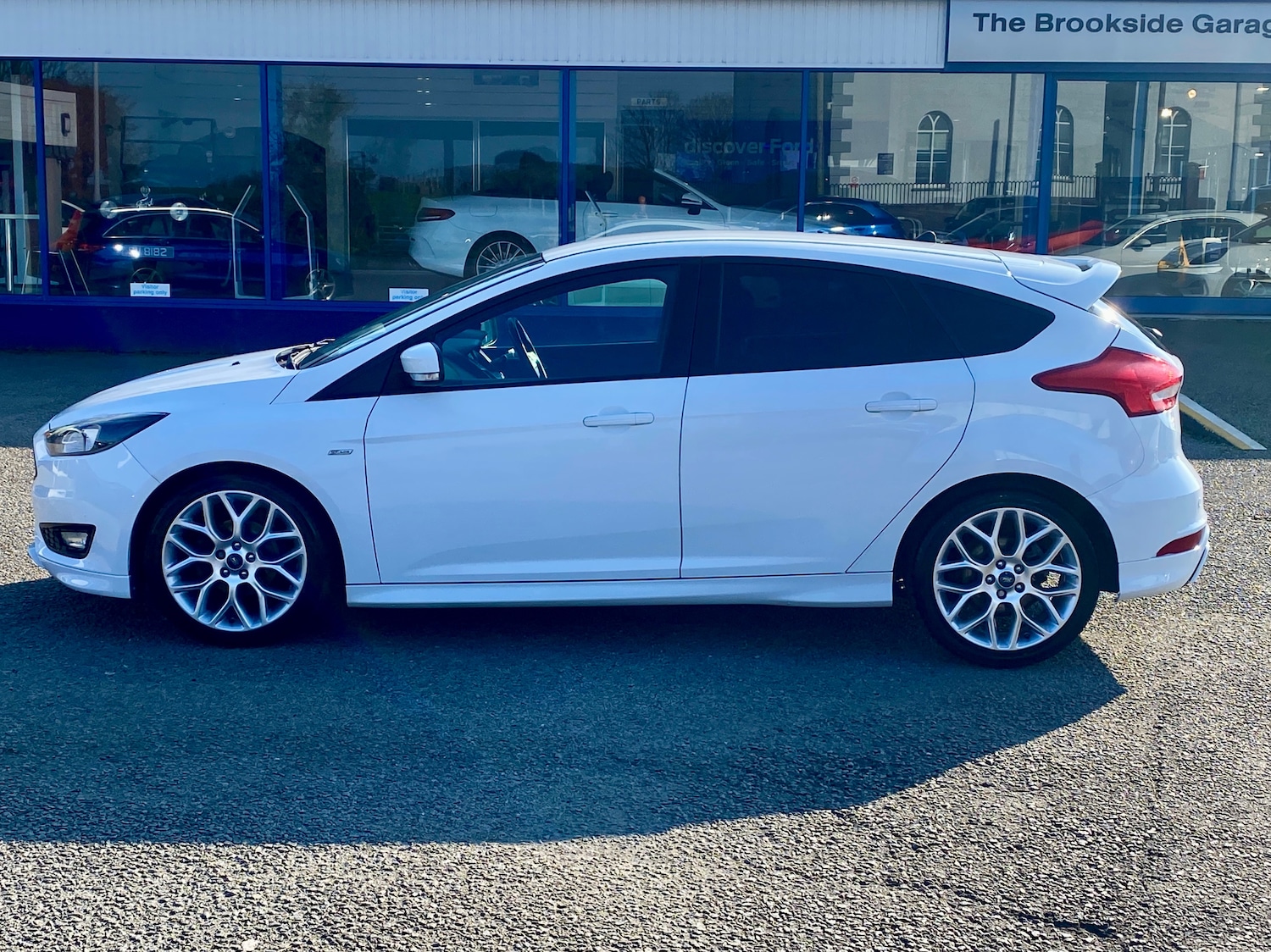 Used Ford Focus 2017 for sale - 77747410: Photo 4