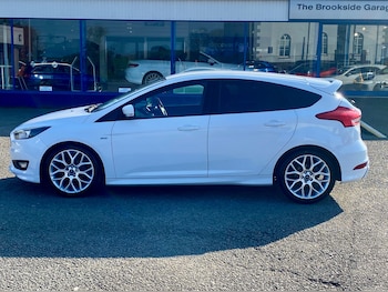 Used Ford Focus 2017 for sale - 77747410: Photo