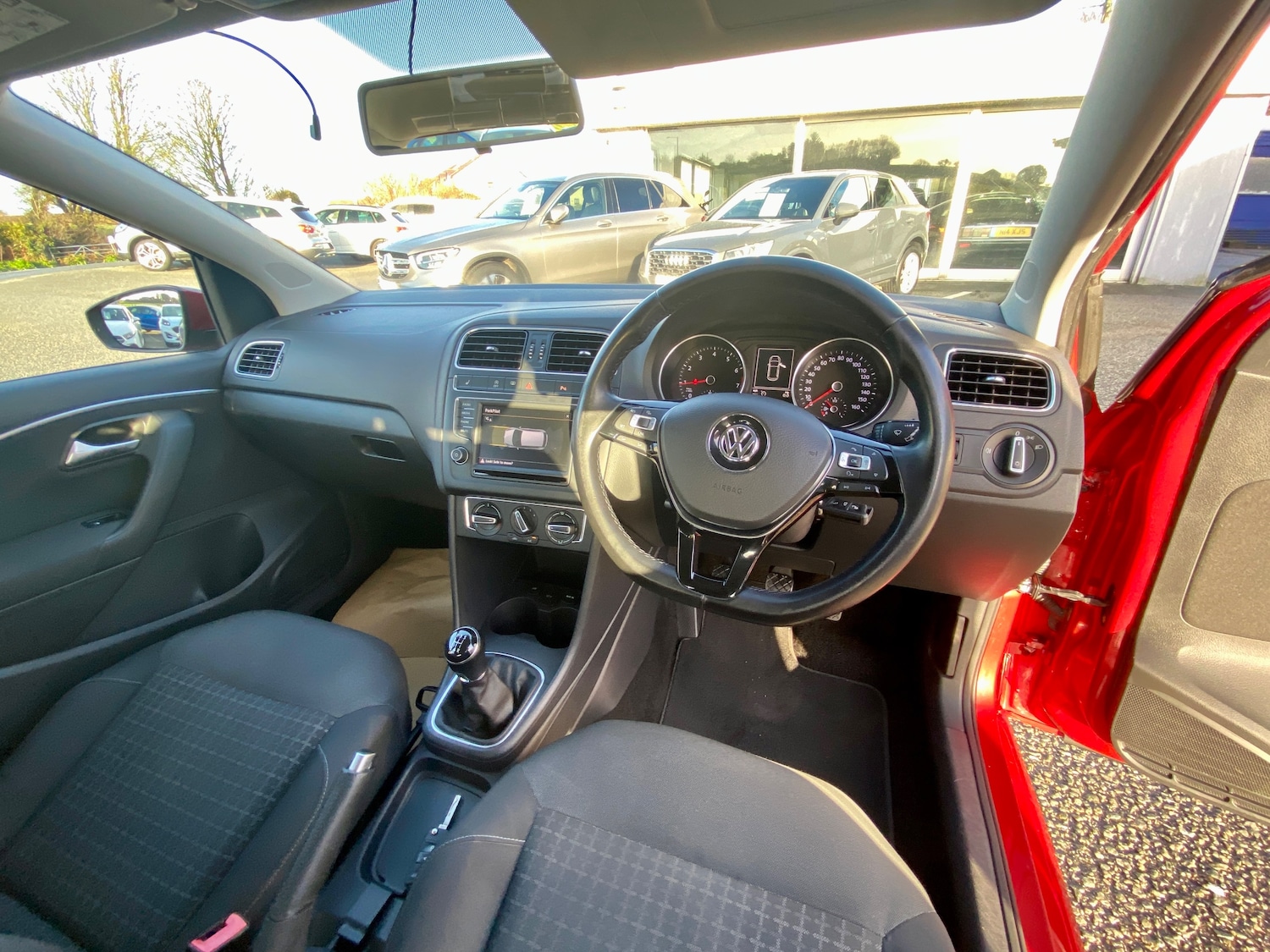 Used Volkswagen Polo 2014 for sale - 77620343: Photo 13