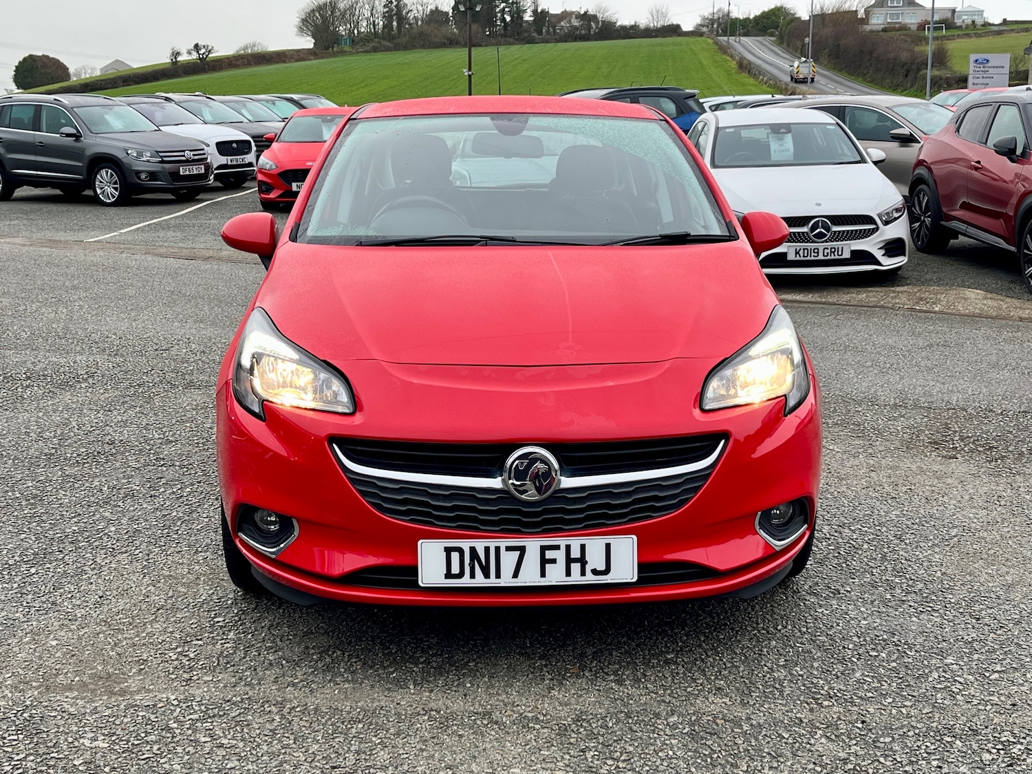Used Vauxhall Corsa 2017 for sale - 76706716: Photo 2