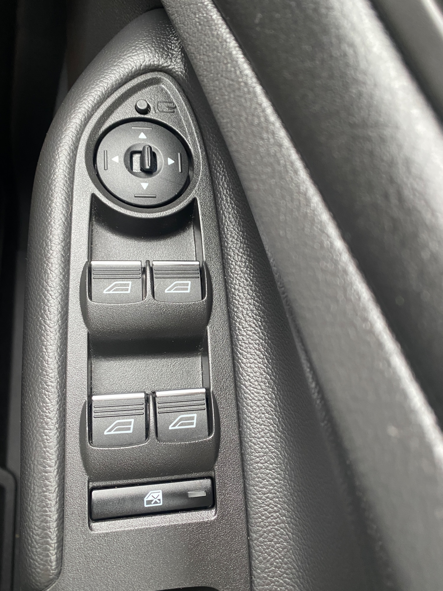 Used Ford Kuga 2018 for sale - 76412643: Photo 18