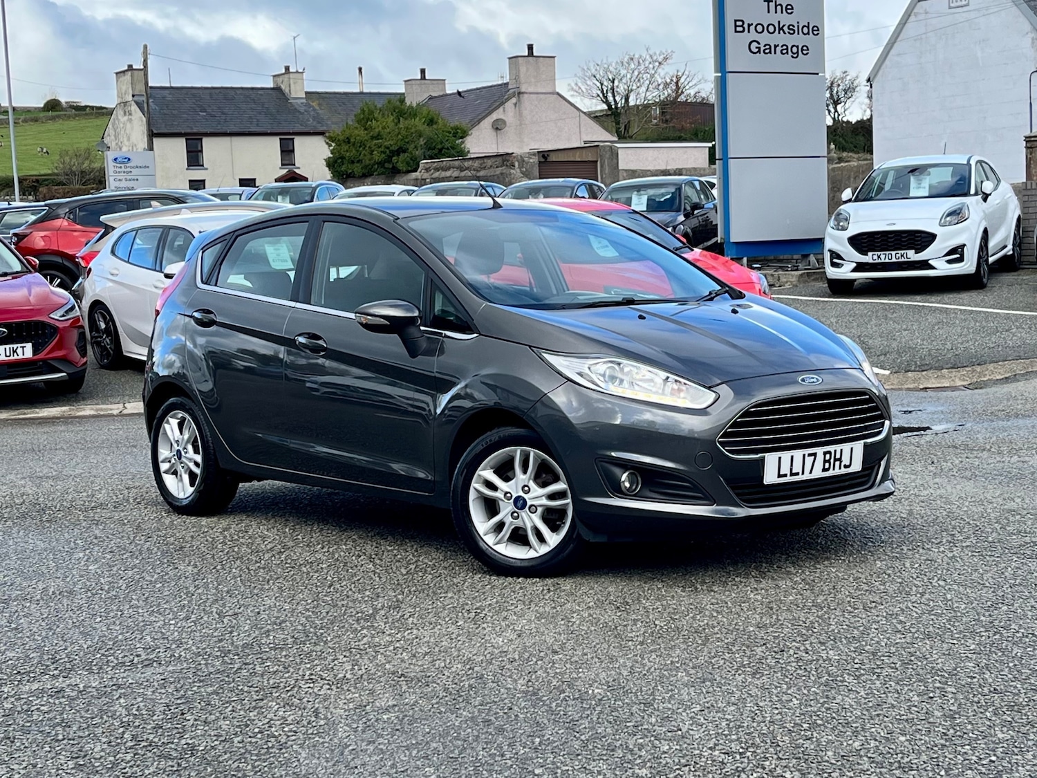 Used Ford Fiesta 2017 for sale - 76429491: Photo 1
