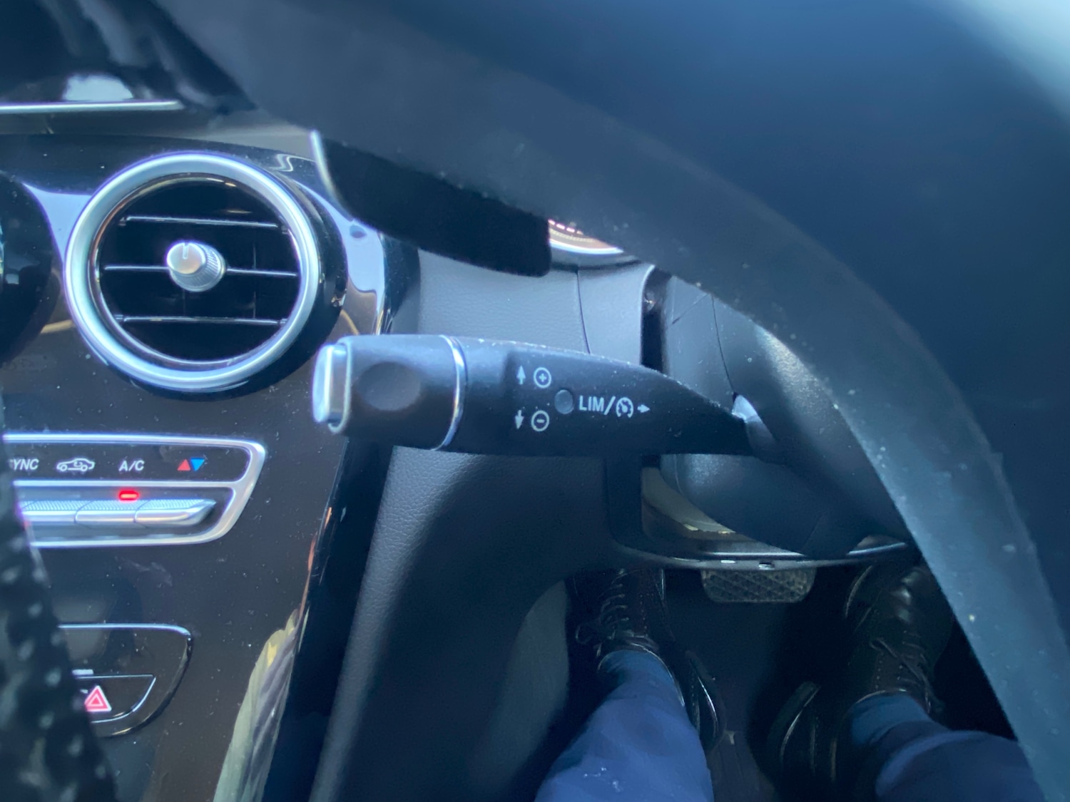 Used Mercedes-Benz C Class 2015 for sale - 77779435: Photo 15