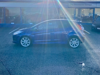 Used Ford Fiesta 2016 for sale - 76922705: Photo