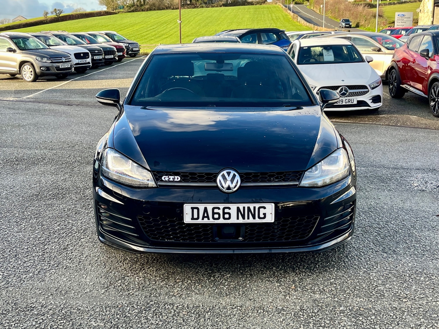 Used Volkswagen Golf for sale - 76663107: Photo 2