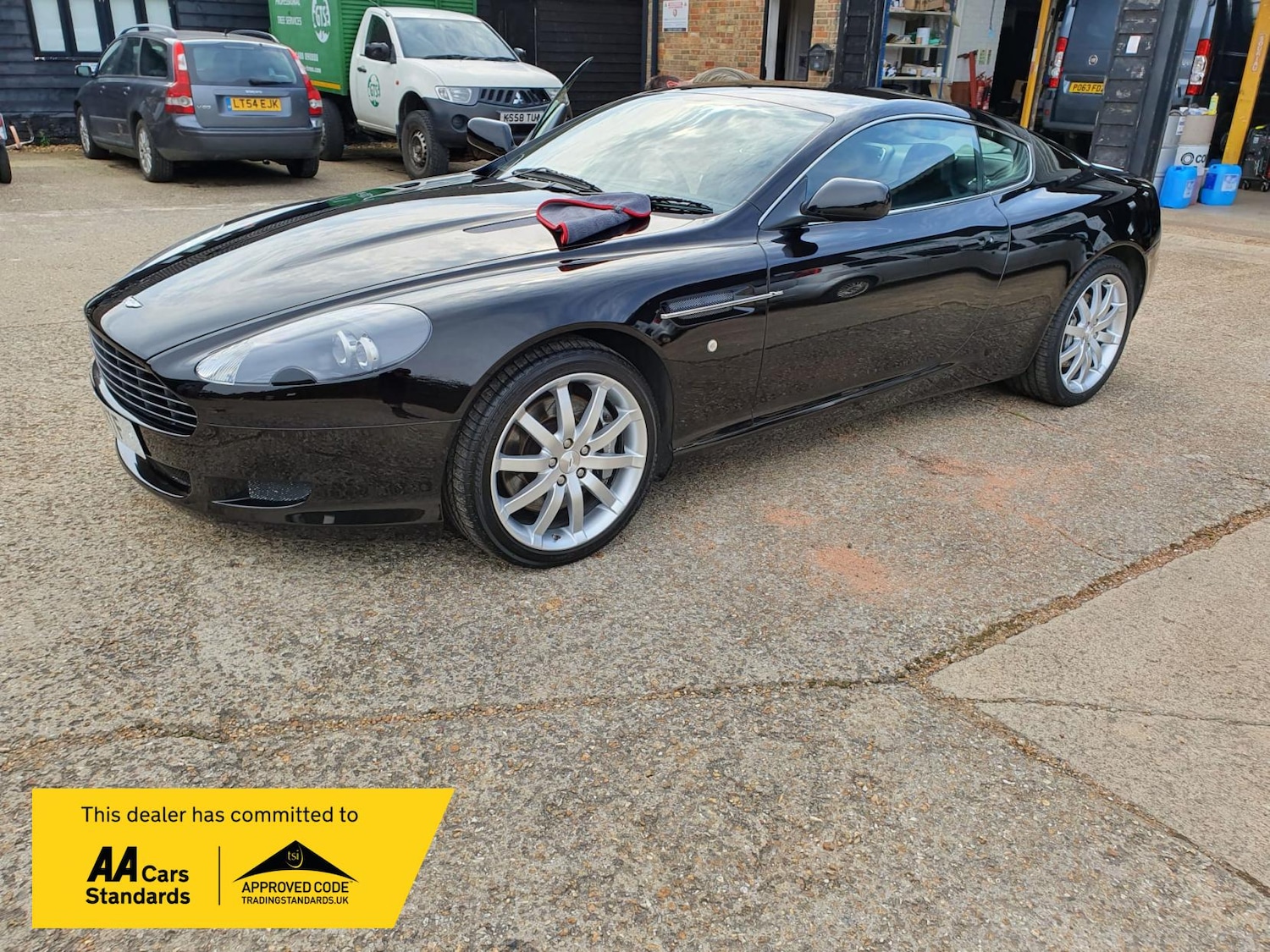 Used Aston Martin DB9 2005 for sale - 76282562: Photo 11