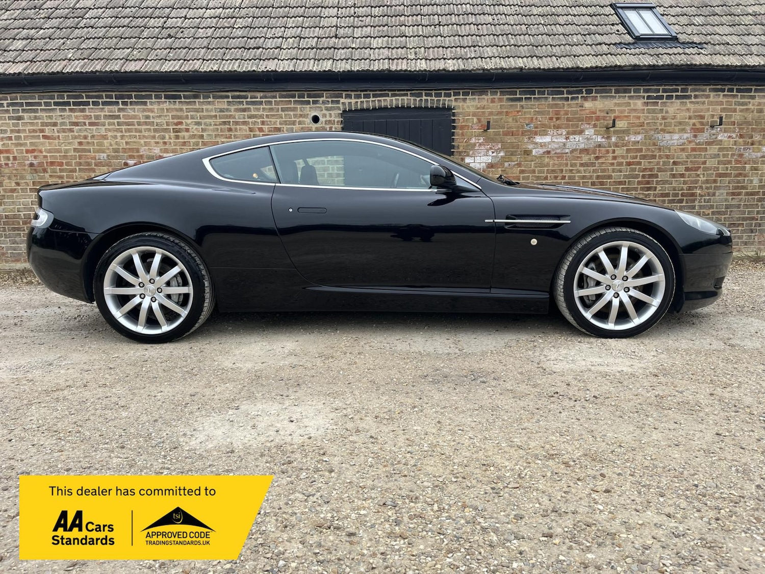 Used Aston Martin DB9 2005 for sale - 76282562: Photo 19