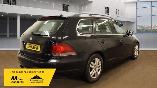 Used Volkswagen Golf 2011 for sale - 69177378: Photo 4
