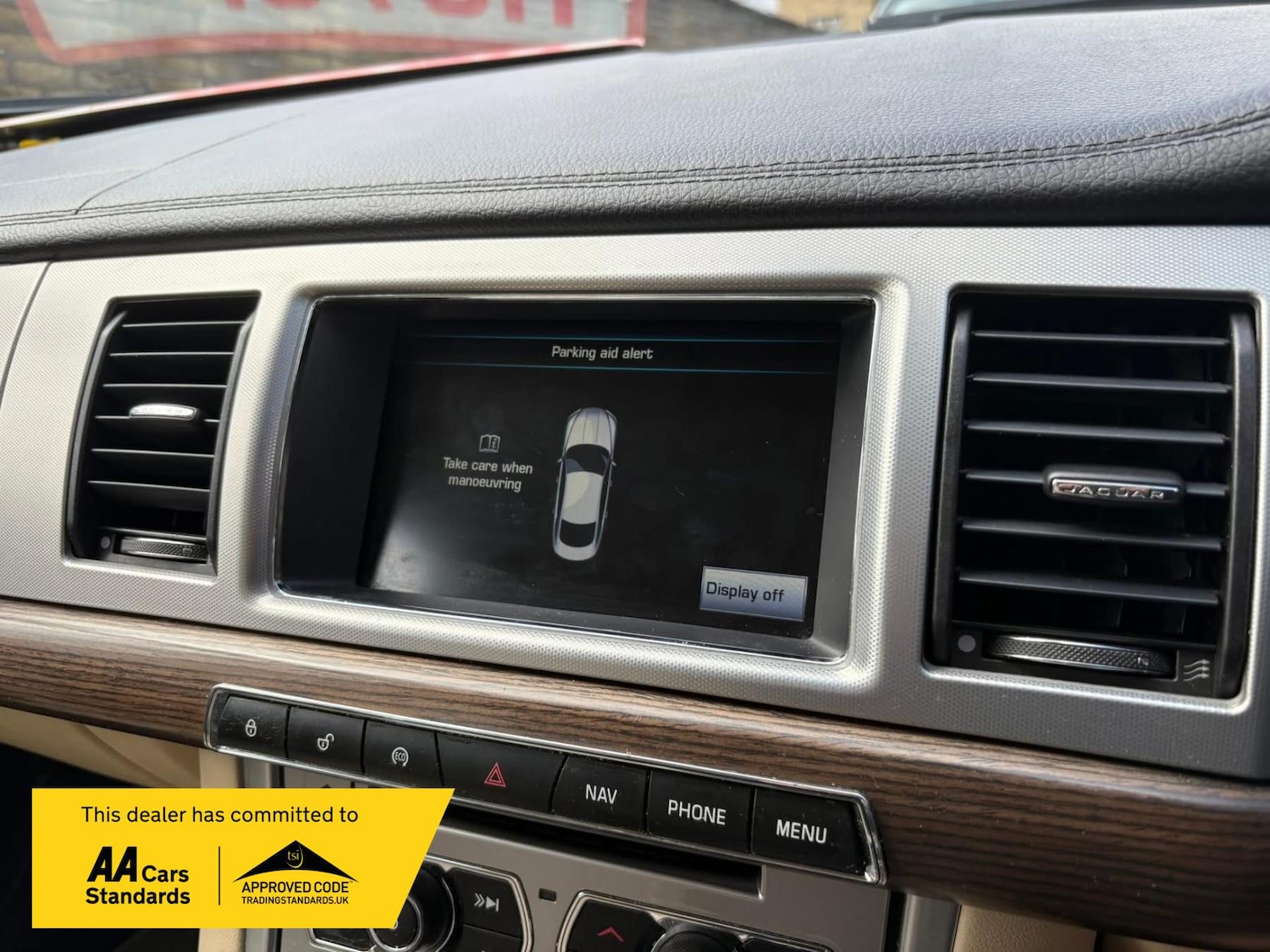 Used Jaguar XF 2014 for sale - 76172731: Photo 14