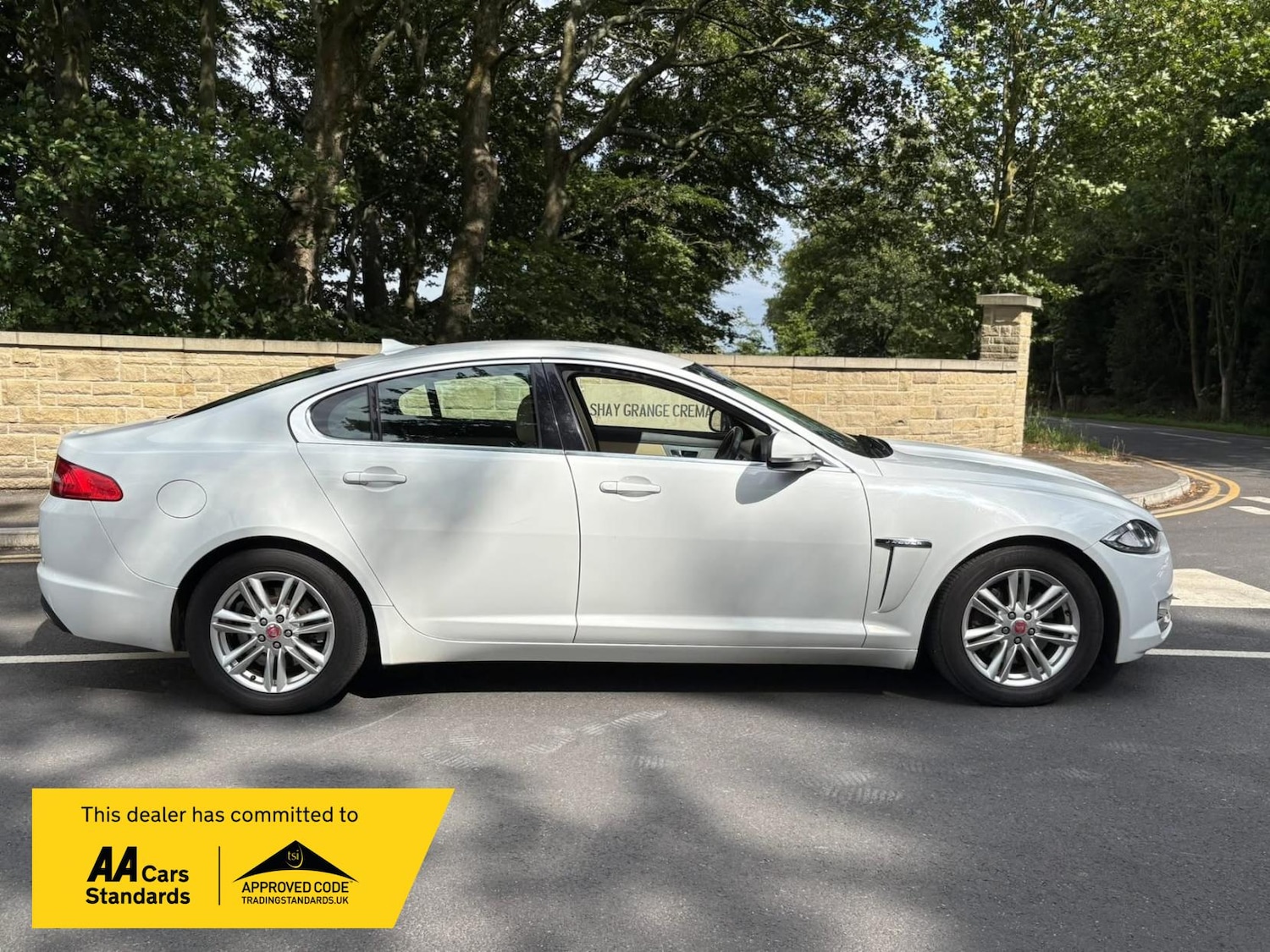 Used Jaguar XF 2014 for sale - 76172731: Photo 5