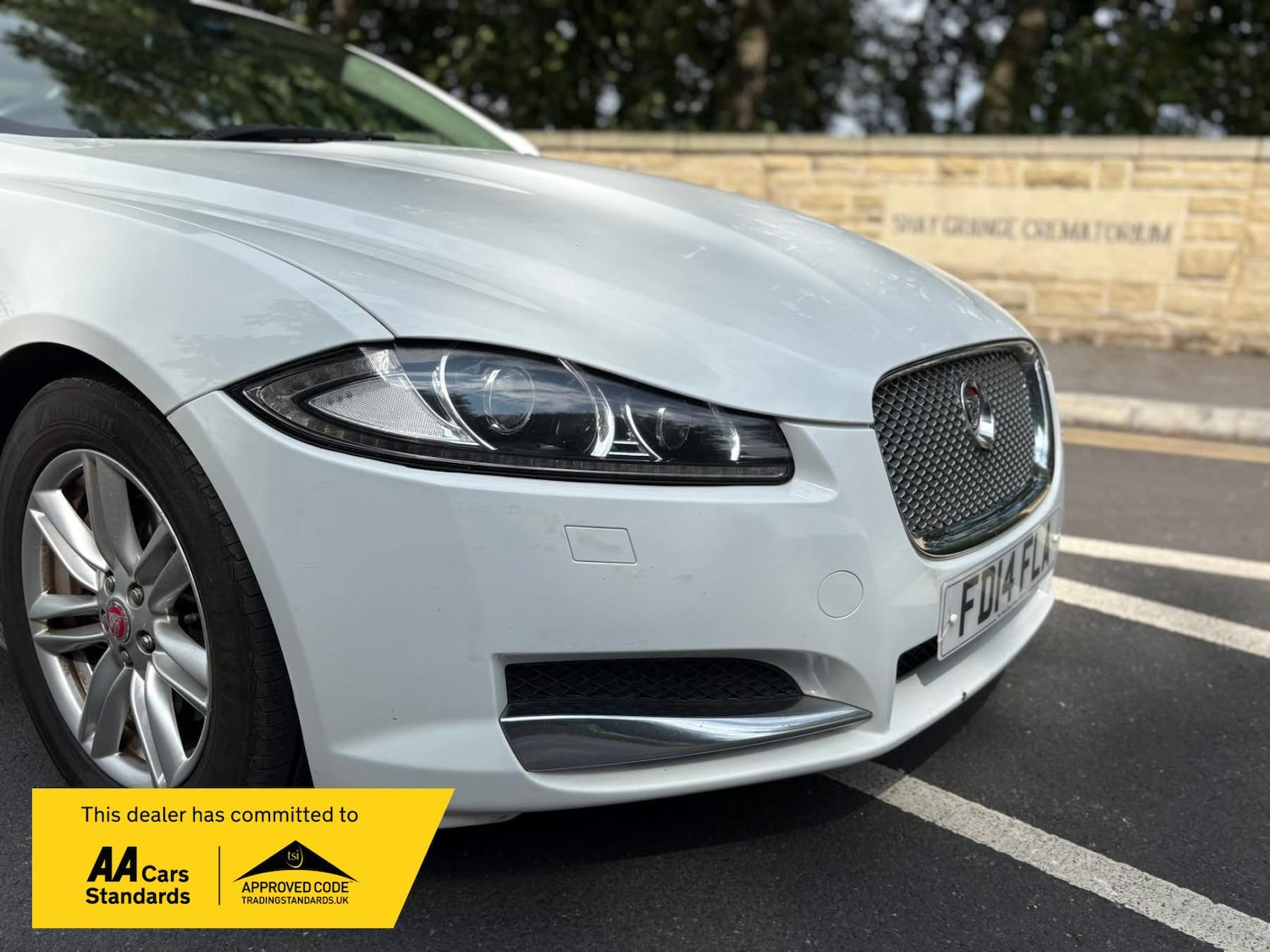 Used Jaguar XF 2014 for sale - 76172731: Photo 6