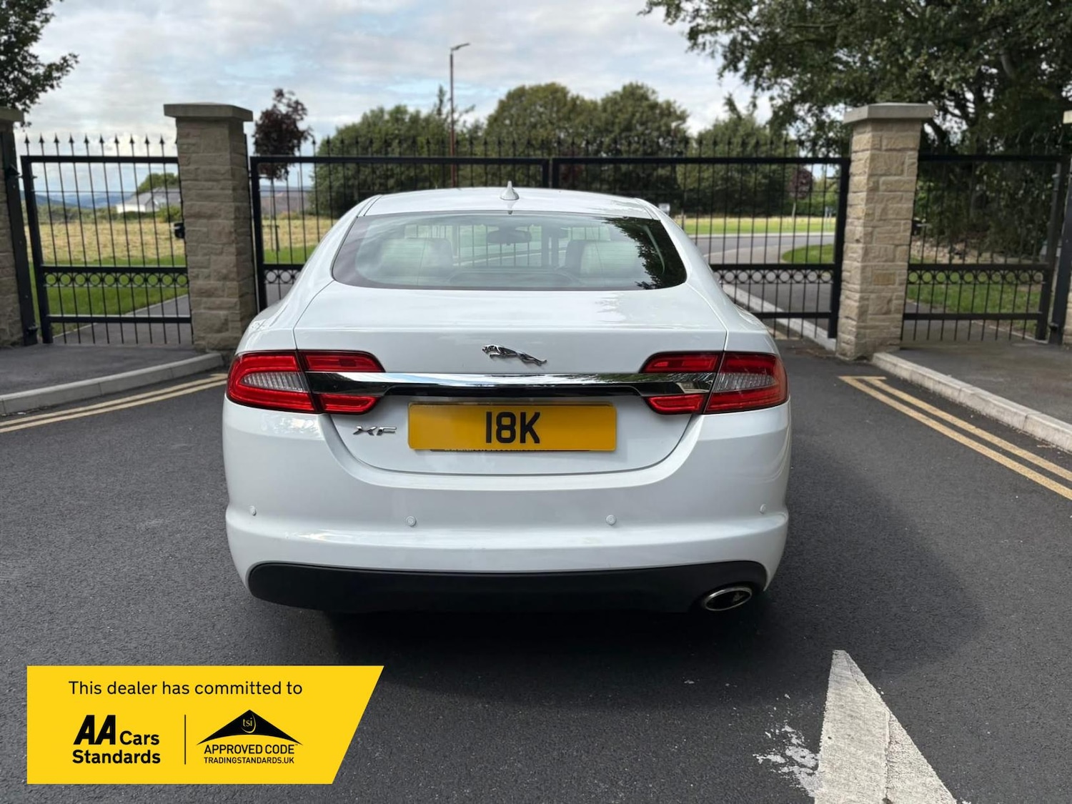 Used Jaguar XF 2014 for sale - 76172731: Photo 7