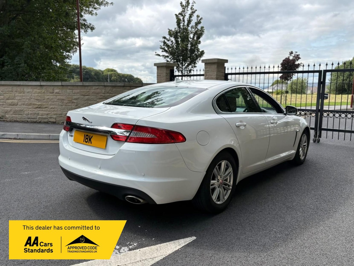 Used Jaguar XF 2014 for sale - 76172731: Photo 8