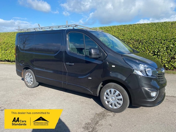 Used Vauxhall Vivaro 2015 for sale - 72360824: Photo 1