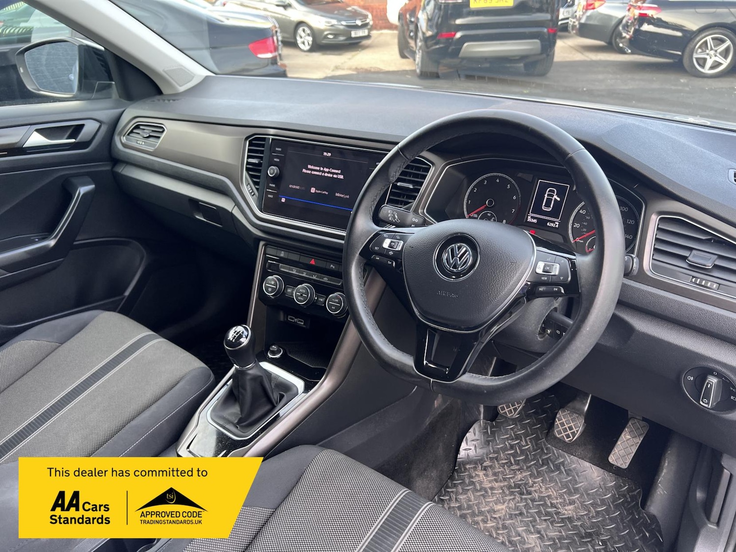 Used Volkswagen T-Roc 2019 for sale - 76131398: Photo 17