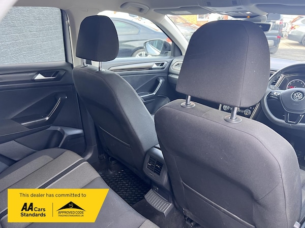 Used Volkswagen T-Roc 2019 for sale - 76131398: Photo 24