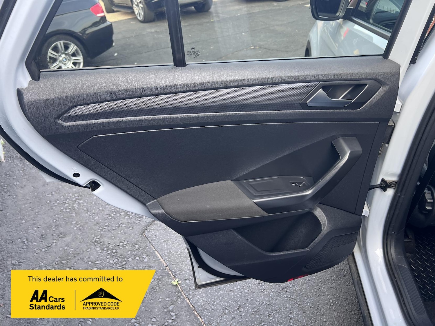 Used Volkswagen T-Roc 2019 for sale - 76131398: Photo 27