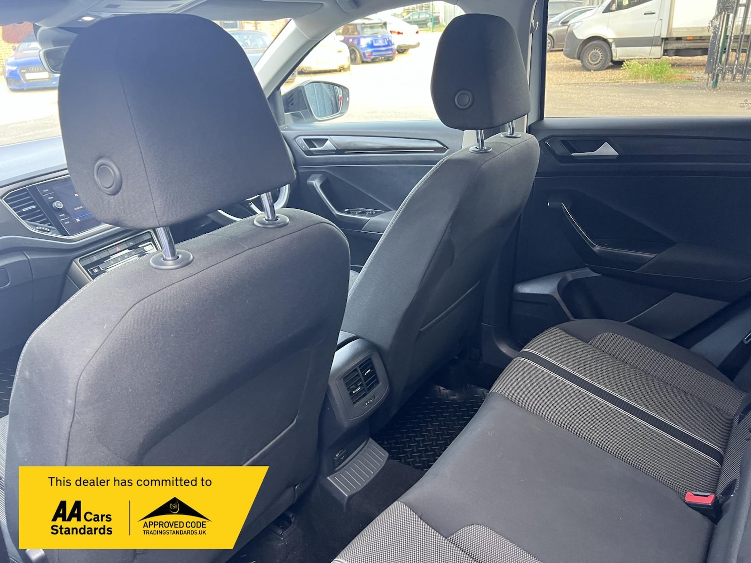 Used Volkswagen T-Roc 2019 for sale - 76131398: Photo 28