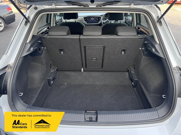 Used Volkswagen T-Roc 2019 for sale - 76131398: Photo 35