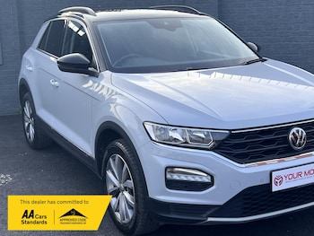Used Volkswagen T-Roc 2019 for sale - 76131398: Photo