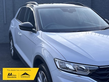 Used Volkswagen T-Roc 2019 for sale - 79128480: Photo