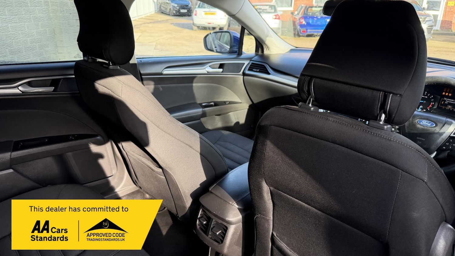 Used Ford Mondeo 2015 for sale - 77423813: Photo 24