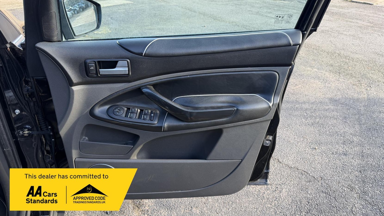 Used Ford Kuga 2010 for sale - 77423811: Photo 16