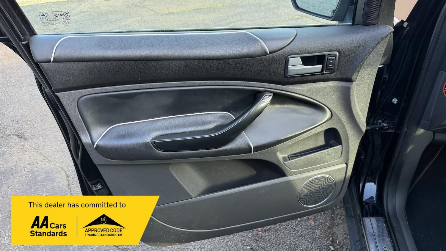 Used Ford Kuga 2010 for sale - 77423811: Photo 30