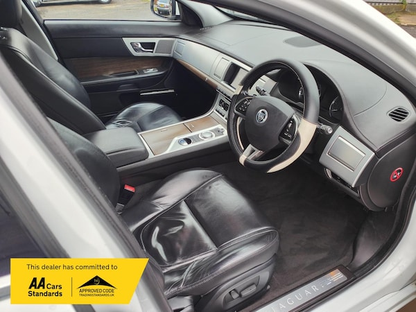 Used Jaguar XF 2013 for sale - 75230038: Photo 9