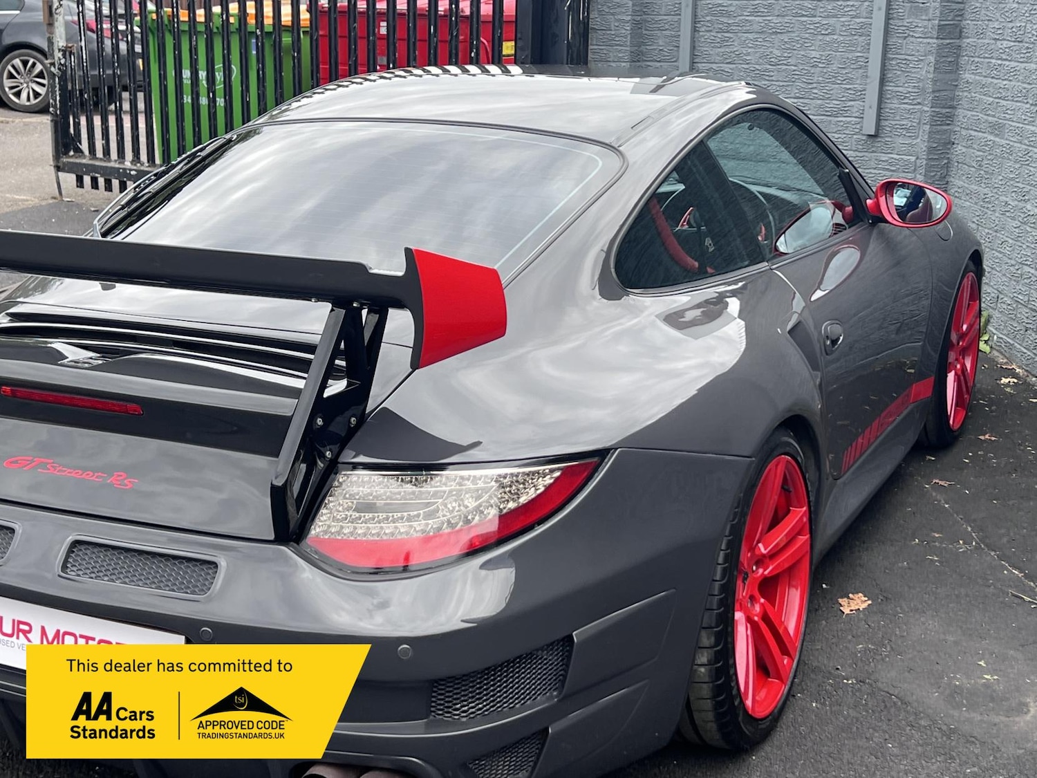 Used Porsche 911 2002 for sale - 76282564: Photo 25