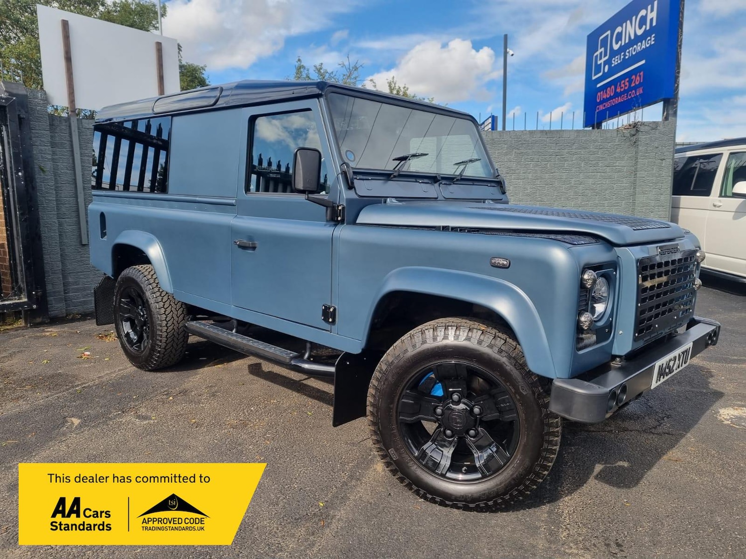 Used Land Rover Defender 110 1991 for sale - 76131400: Photo 24