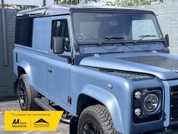 Used Land Rover Defender 110 1991 for sale - 76131400: Photo