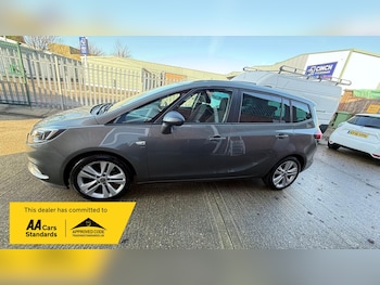 Used Vauxhall Zafira 2017 for sale - 76822121: Photo