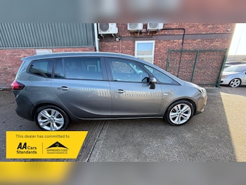 Used Vauxhall Zafira 2017 for sale - 76822121: Photo