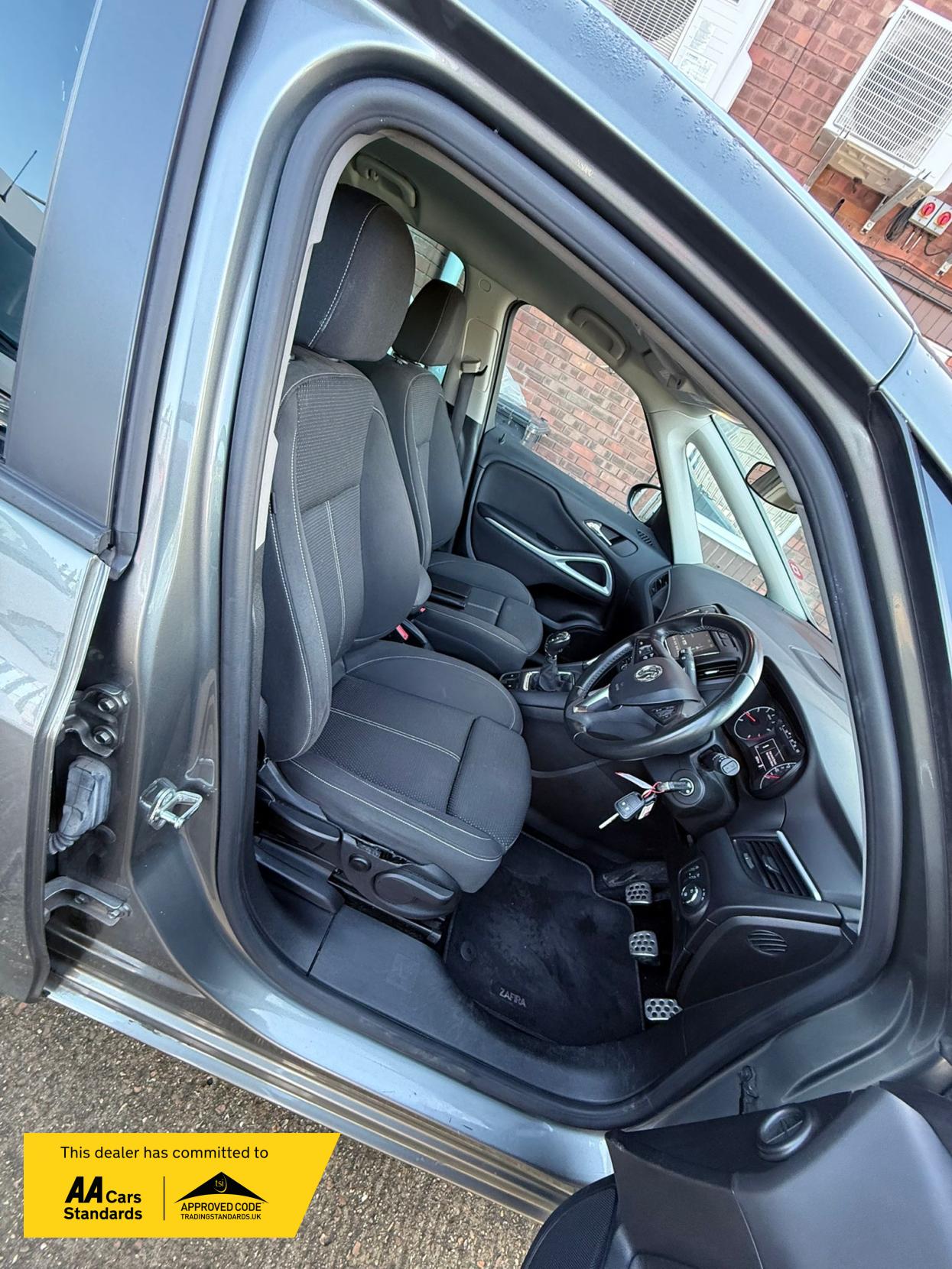 Used Vauxhall Zafira 2017 for sale - 76822121: Photo 5