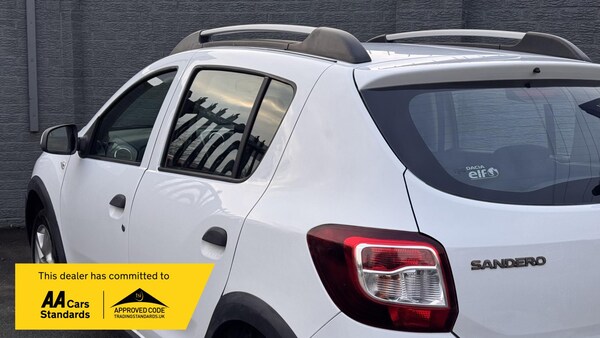 Used Dacia Sandero Stepway 2014 for sale - 73789619: Photo 11