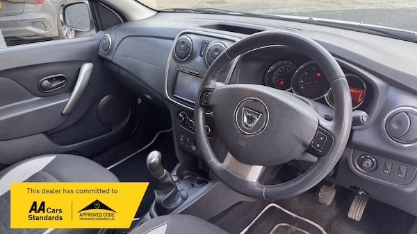 Used Dacia Sandero Stepway 2014 for sale - 73789619: Photo 17