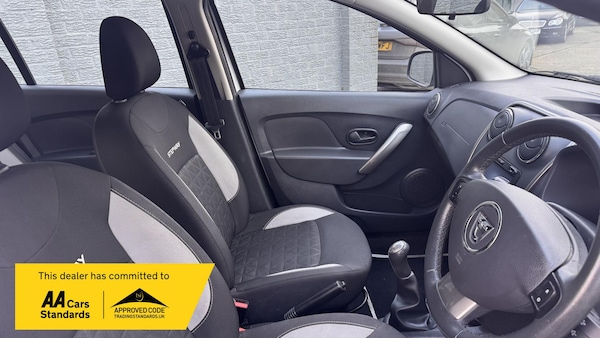 Used Dacia Sandero Stepway 2014 for sale - 73789619: Photo 18