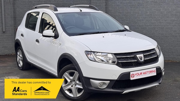Used Dacia Sandero Stepway 2014 for sale - 73789619: Photo 1