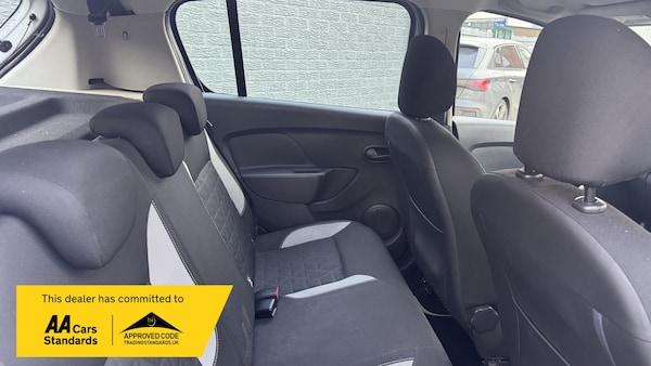 Used Dacia Sandero Stepway 2014 for sale - 73789619: Photo 22