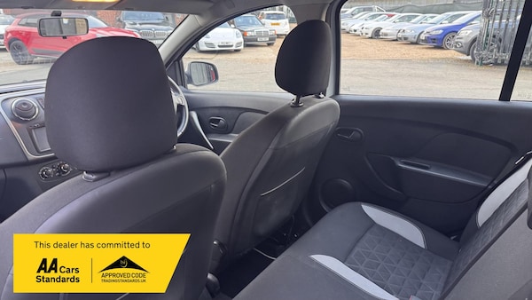 Used Dacia Sandero Stepway 2014 for sale - 73789619: Photo 25