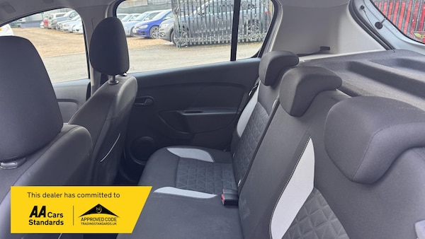 Used Dacia Sandero Stepway 2014 for sale - 73789619: Photo 26