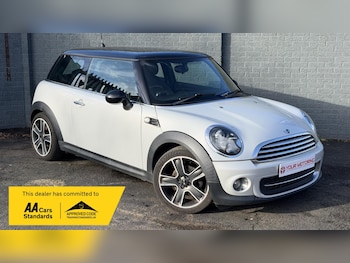 MINI Hatch feature image