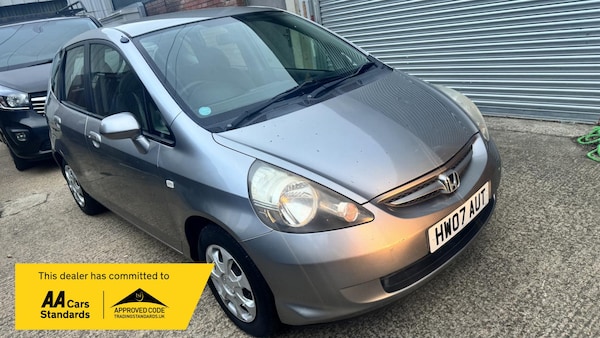 Used Honda Jazz 2011 for sale - 76261459: Photo 2