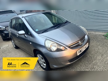 Used Honda Jazz 2011 for sale - 76261459: Photo 2